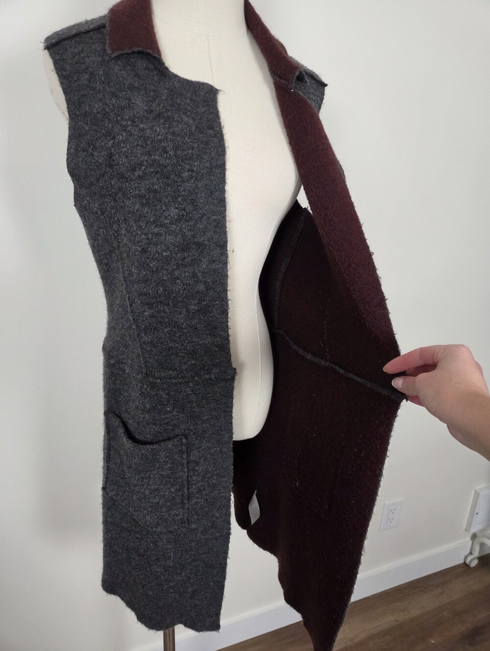 Anthropologie Moth Long Wool Vest Size XS Grey Soft Stretchy (c1) - Picture 8 of 14